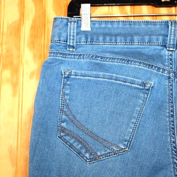 Riders by Lee Denim Capri Pants - Size 12 Medium - Picture 6 of 9